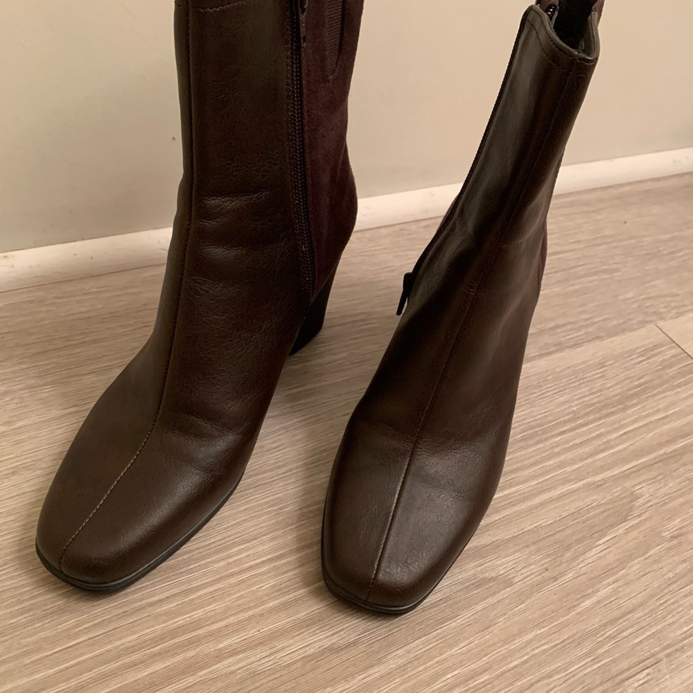 EASY SPIRIT Sculped Heel Boots Side Zip Womens 7M LEATHER/SUEDEN Dark  BROWN